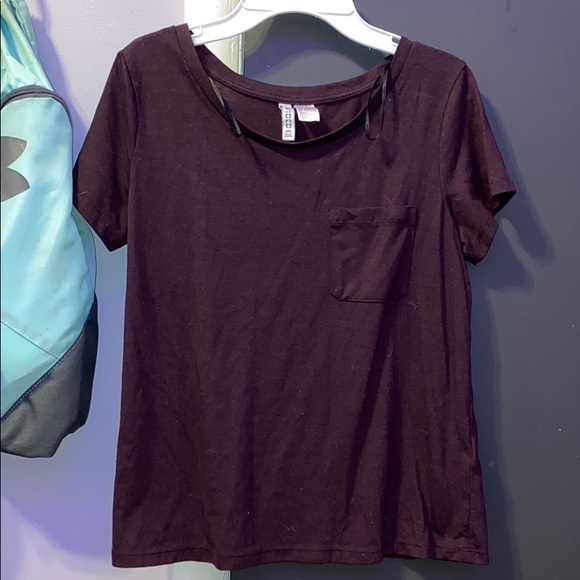 maroon basic cropped t-shirt - Picture 1 of 2